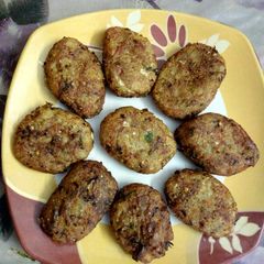 A picture of Vegetable cutlets.