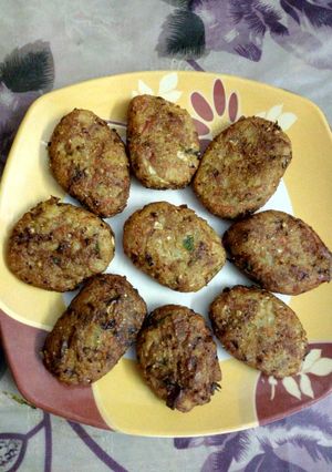 A picture of Vegetable cutlets.