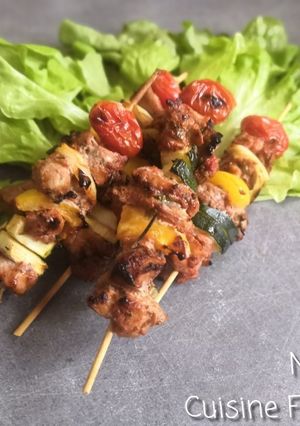 Une photo de Brochette de filet mignon de porc, marinade provençale