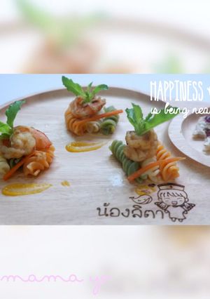 รูปของ ฟูซิลี่ ผัดกระเพรากุ้งสด BLW