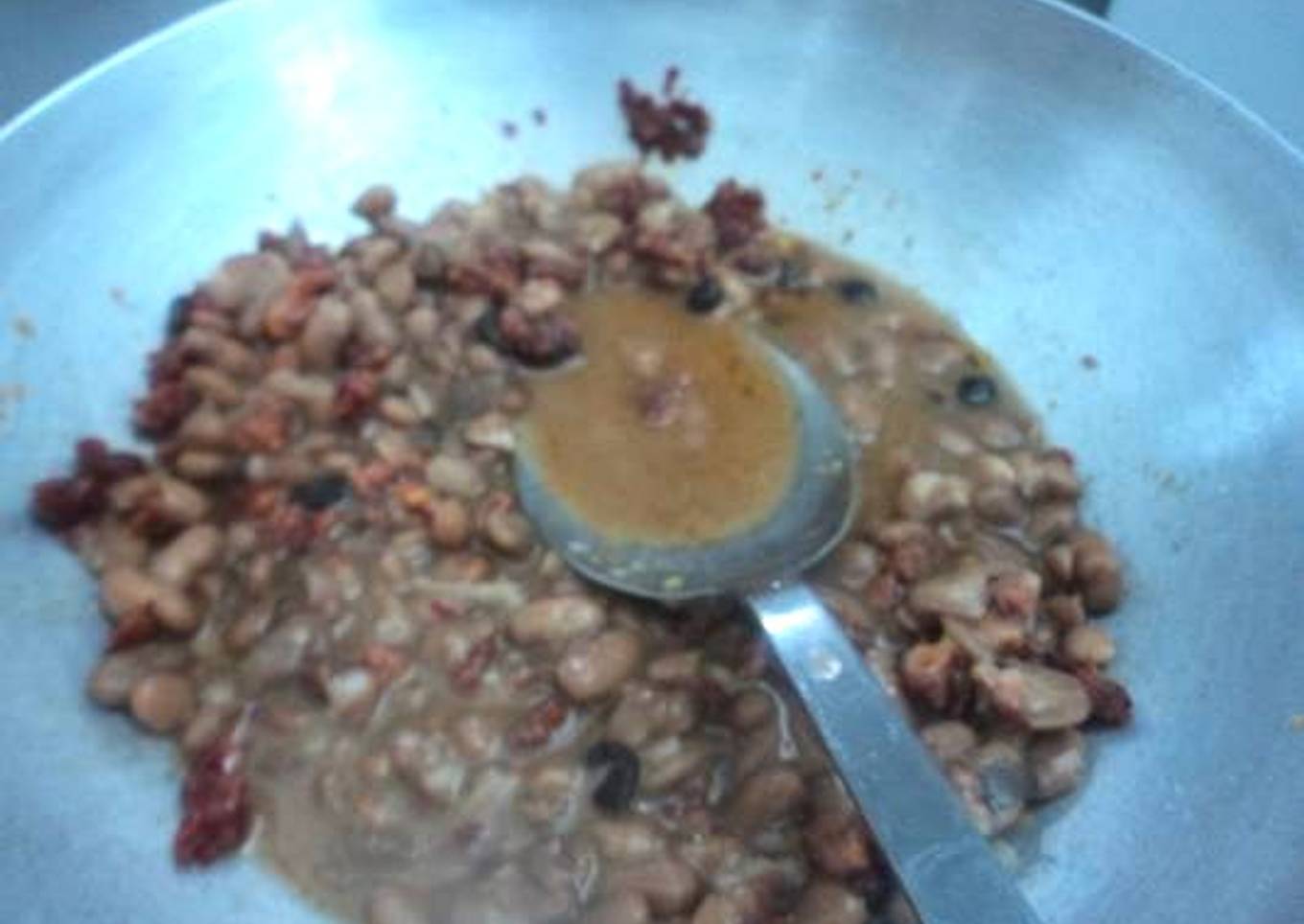 Chorifrijoles de los restantes de la carne asada