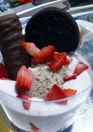 صورة لوصفة حلا اوريو وزبادي بالايس كريم 😋