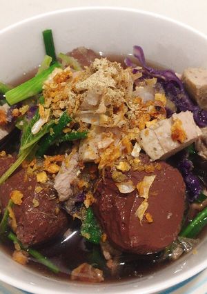รูปของ ต้มเลือดหมูผักขม คีโต