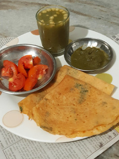 A picture of Moong Dal Chilla.