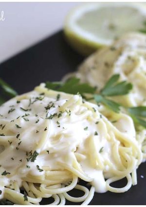 Una foto de Espaguetis con crema de limón