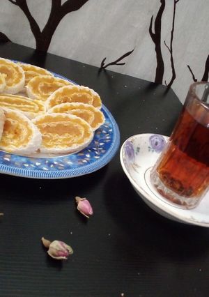 عکسی از دستور حلوا رولی