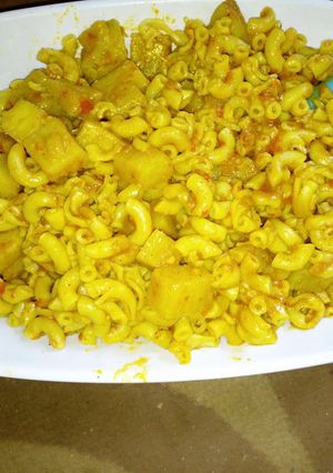 A picture of Macaroni and Yam.