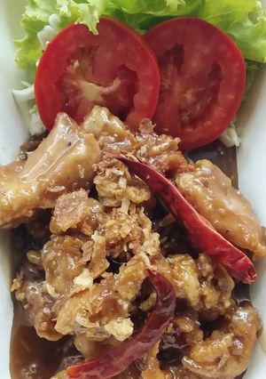 รูปของ ไก่ทอดราดซอสมะขาม