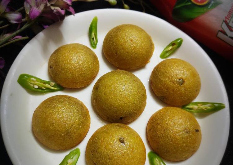 Steps to Make Award-winning Sattu Stuffed Rava Appe