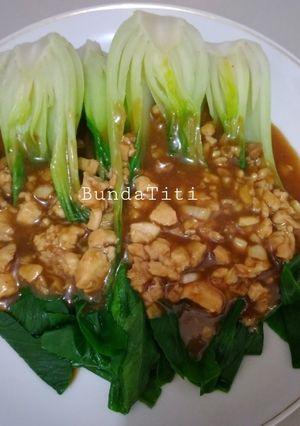 Foto resep 391.Pakcoy Ayam Bawang Putih