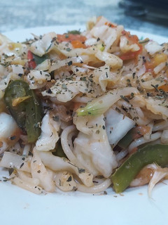 Una foto de Espaguetis con vegetales
