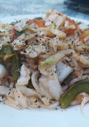 Una foto de Espaguetis con vegetales