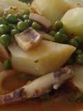 Guiso de sepia con patatas y guisantes