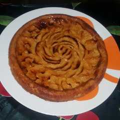 Una foto de Tarta de manzana sin huevo súper fácil