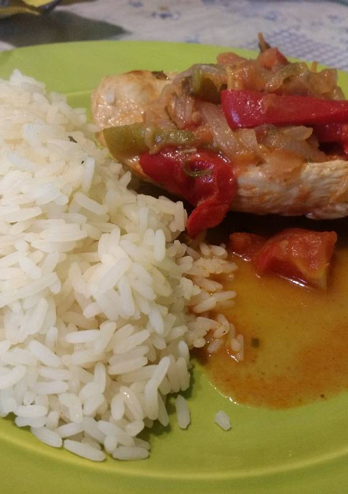 Una foto de Pollo a la cacerola