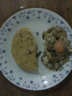 Una foto de Huevos revueltos con vegetales