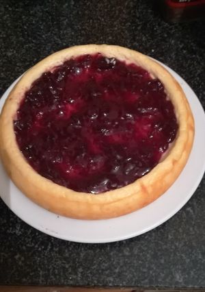 Una foto de Tarta de calostros de oveja y queso en la olla gm g