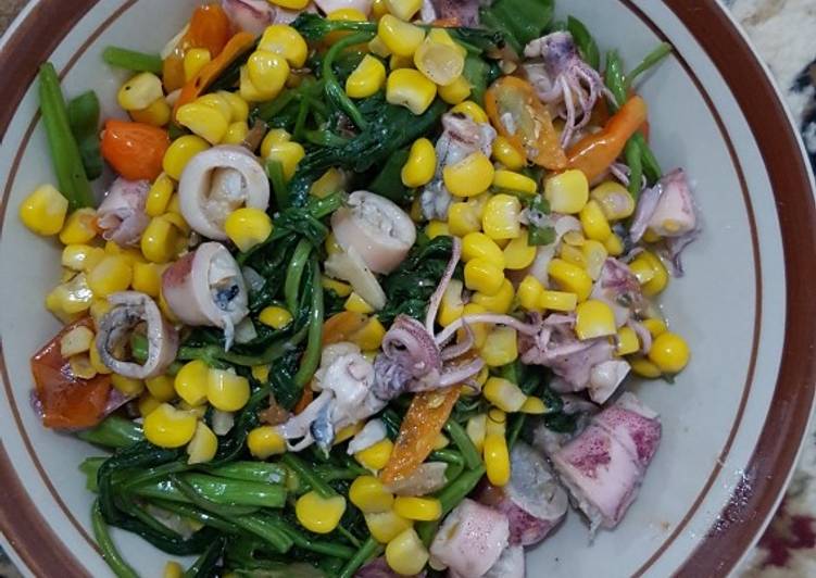 Resep Tumis kangkung + Cumi Asin dan Jagung Manis Mantulls yang Lezat Sekali