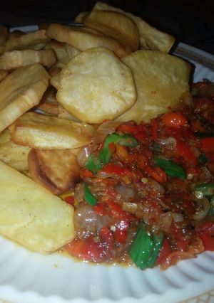 A picture of Dankalin hausa the sauce.