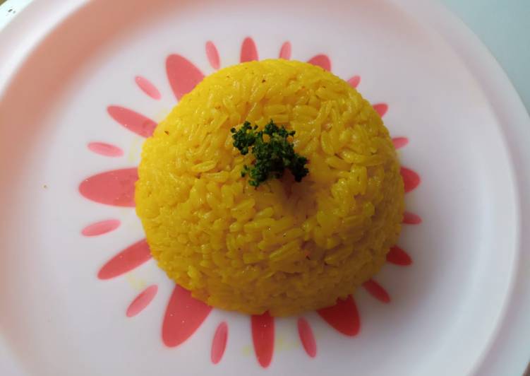 Steps to Make Perfect Tumeric rice