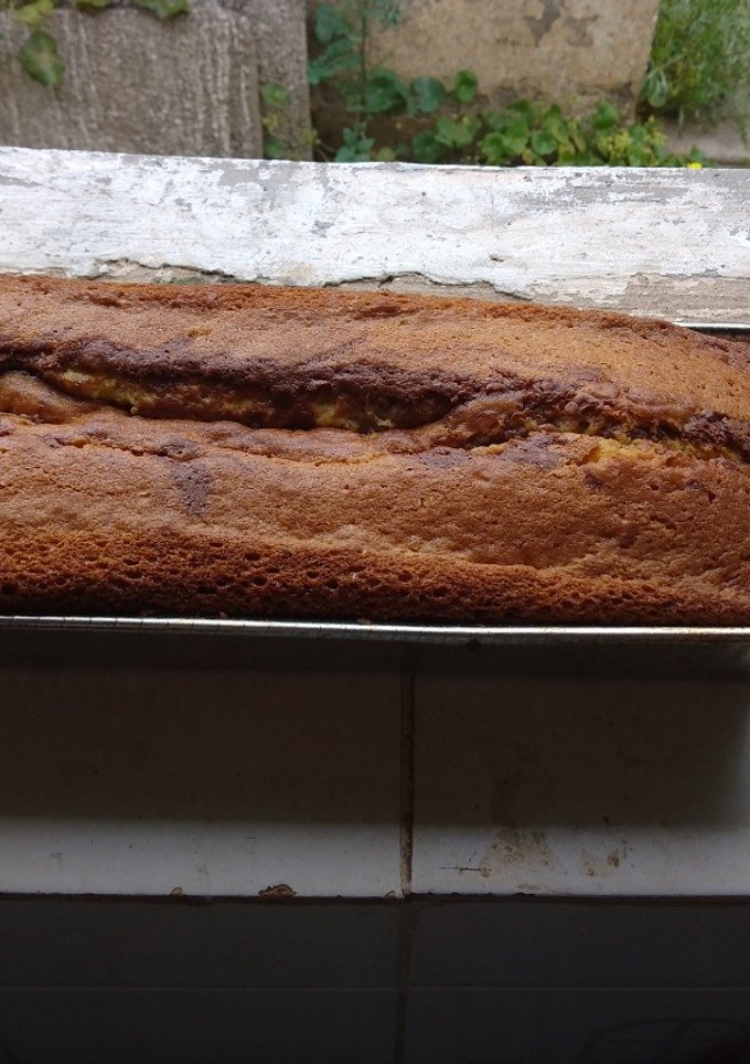 Una foto de Budín marmolado súper fácil