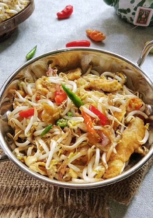Foto resep Dadar Telur Cah Tauge