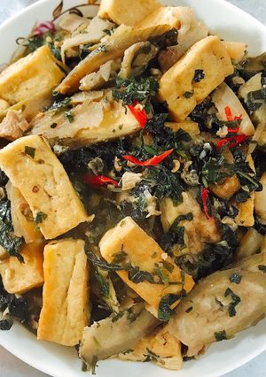 Hình của món Ốc nấu chuối đậu thịt.