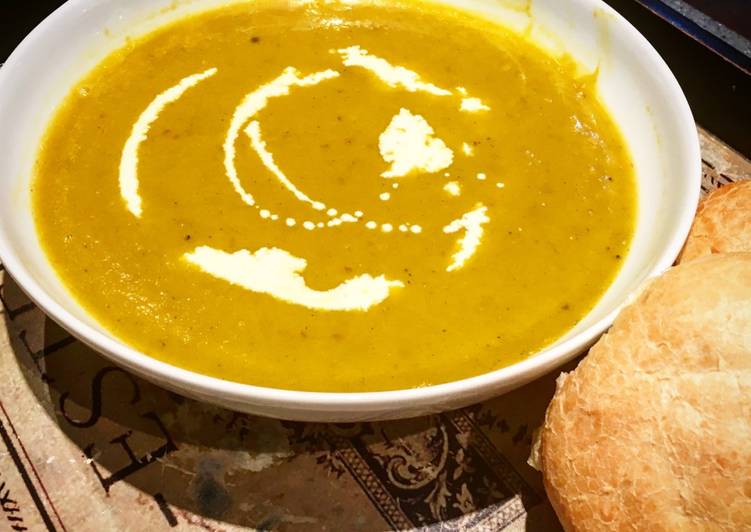 Steps to Make Award-winning Carrot and Coriander Soup