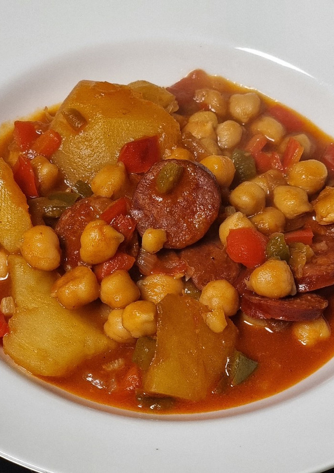 Una foto de Garbanzos con chorizo EXPRESS
