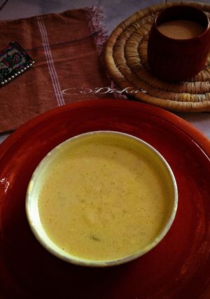 কেশরিয়া সুজির কাশ্মীরী ফিরনি (kashmiri phirni recipe in Bengali) রেসিপির প্রধান ছবি