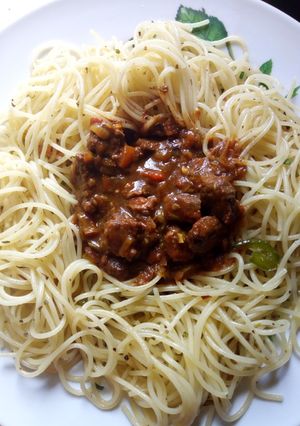 A picture of Spaghetti bolognese #4weekchallenge #myfavouriteeasterdish.