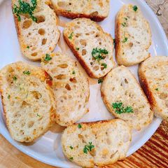 Garlic Butter Crostini A picture of Garlic Butter Crostini.