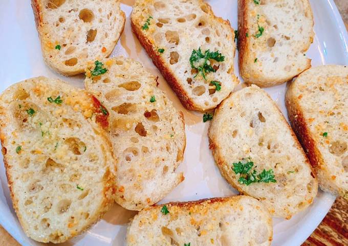 Garlic Butter Crostini