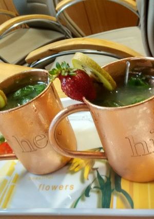 A picture of Kiwi Lemonade.