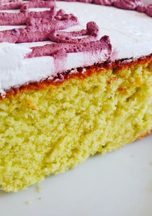 A picture of Lemon coconut cake.