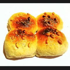 A picture of Groundnuts and Seseme seeds Bread.