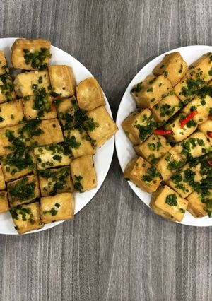 Hình của món Đậu phụ tẩm mắm hành.