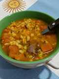 Locro Casero con Osobuco Chorizo y Cuerito