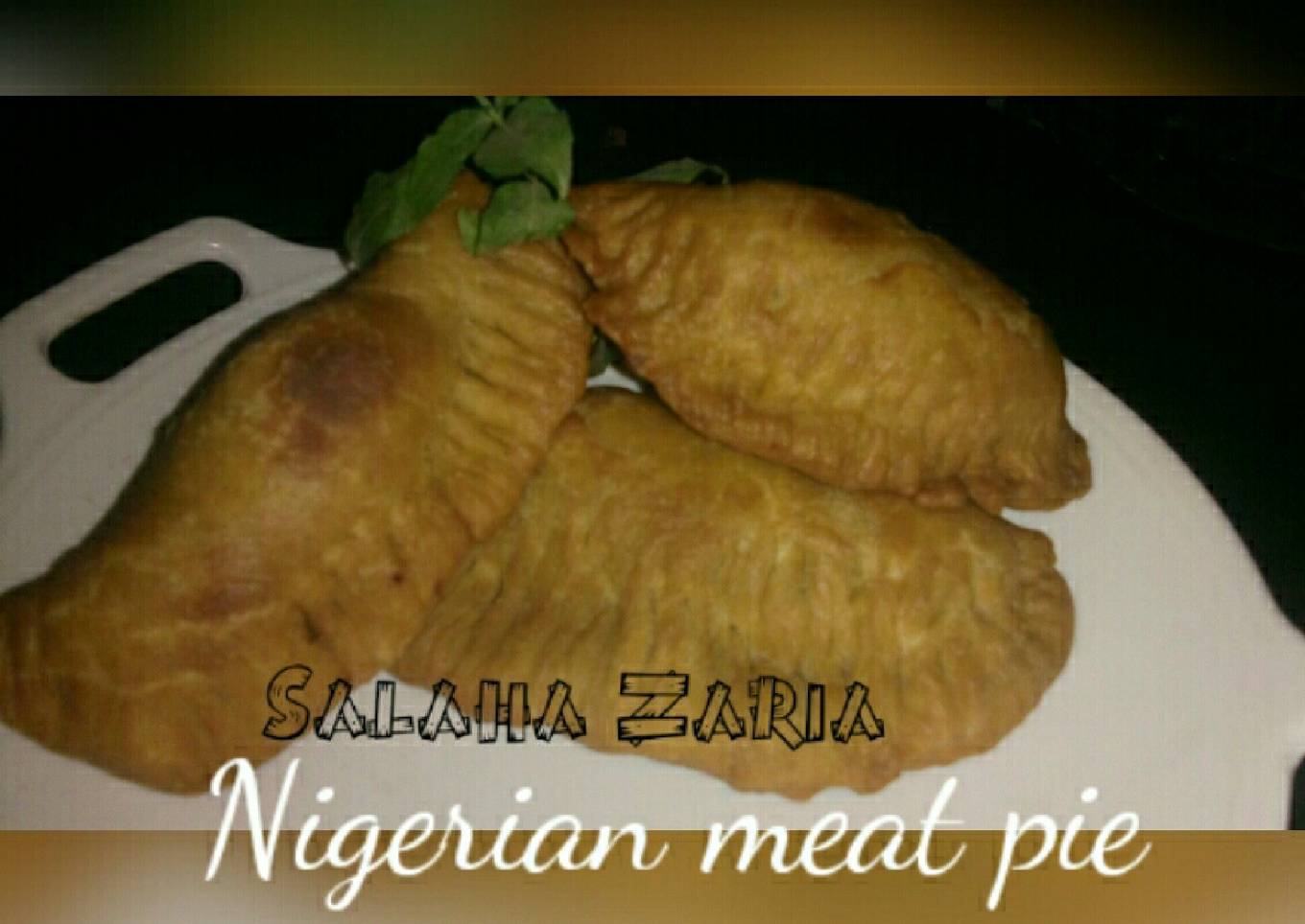 Nigerian meat pie