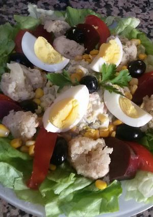 Une photo de Salade des légume et riz au citron