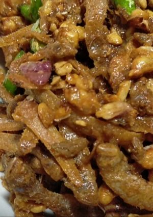 Foto resep Ikan Asin Gurih dan Simple