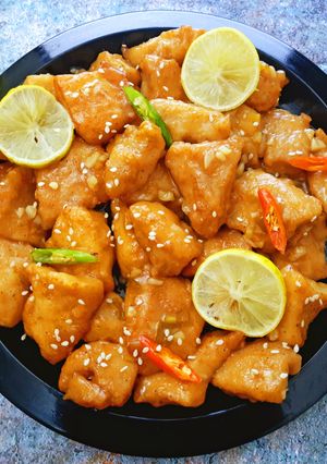 A picture of Chinese Lemon Chicken.