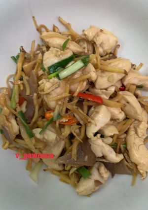 รูปของ ไก่ผัดขิง