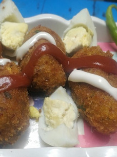 एग कबाब (egg kabab recipe in marathi) रेसिपी चे मुख्य फोटो