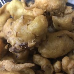 A picture of Onion Pakodas.