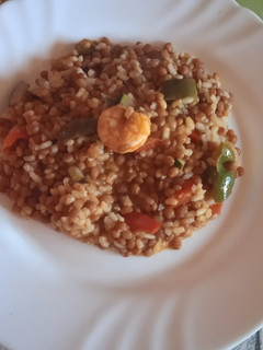 Una foto de Lentejas con langostinos al curry 😜😋