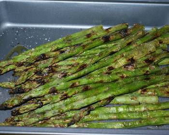 Unique Cuisine Quick and Easy Grilled Green Asparagus Practical Delicious