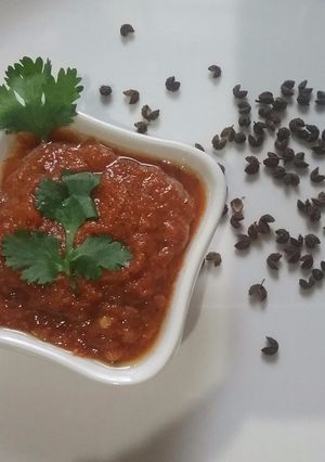 A picture of Nepali Timur / sichuan pepper and tomato ki chutney.