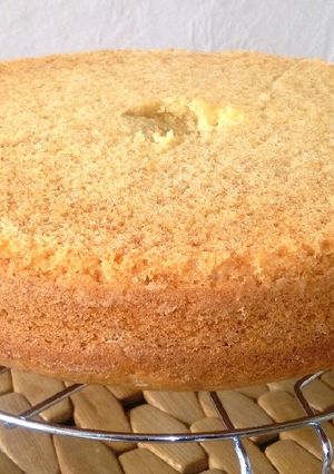 A picture of Vanilla cake#author marathon.