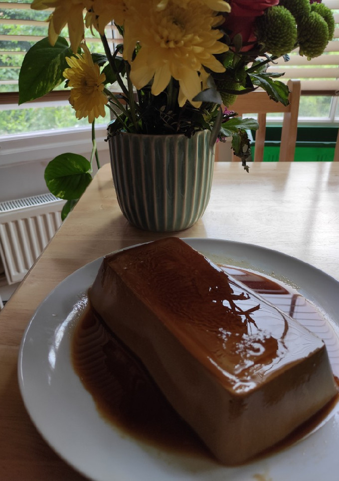 Una foto de Flan de café ☕